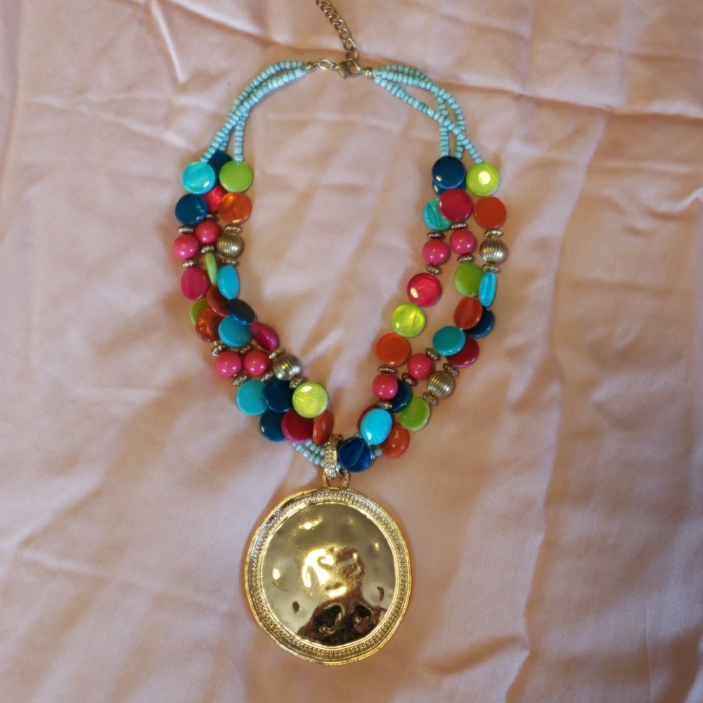 Womens necklace
